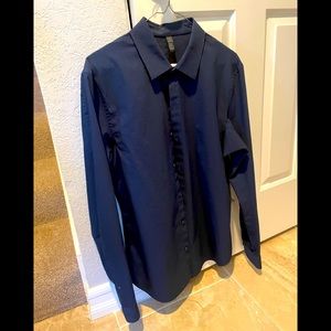 Lululemon men’s  shirt.